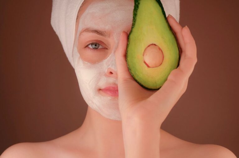 How Facial Masks Can Help Your Skin